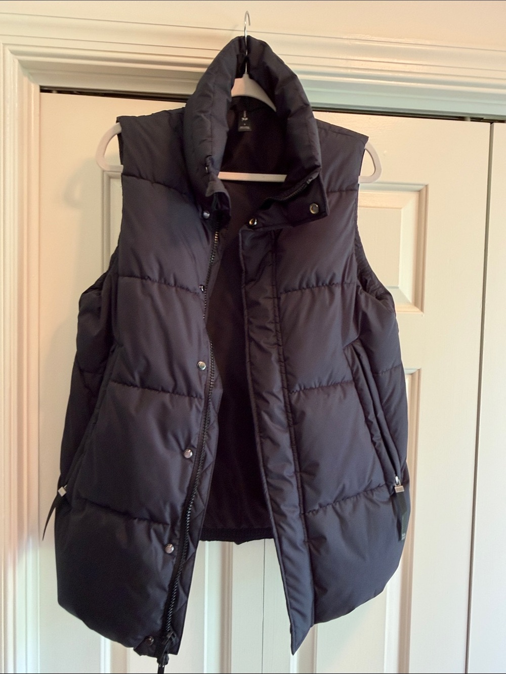 all in motion black Quilted vest